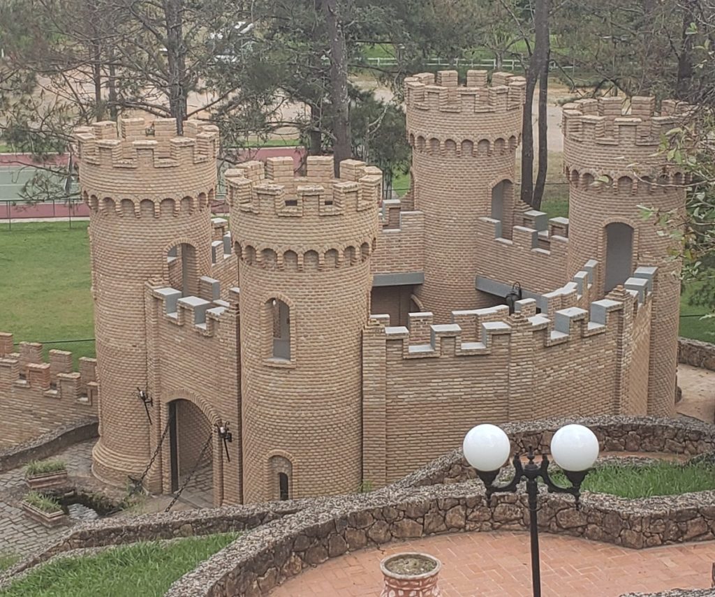 Castelo no Hotel Estância Atibainha