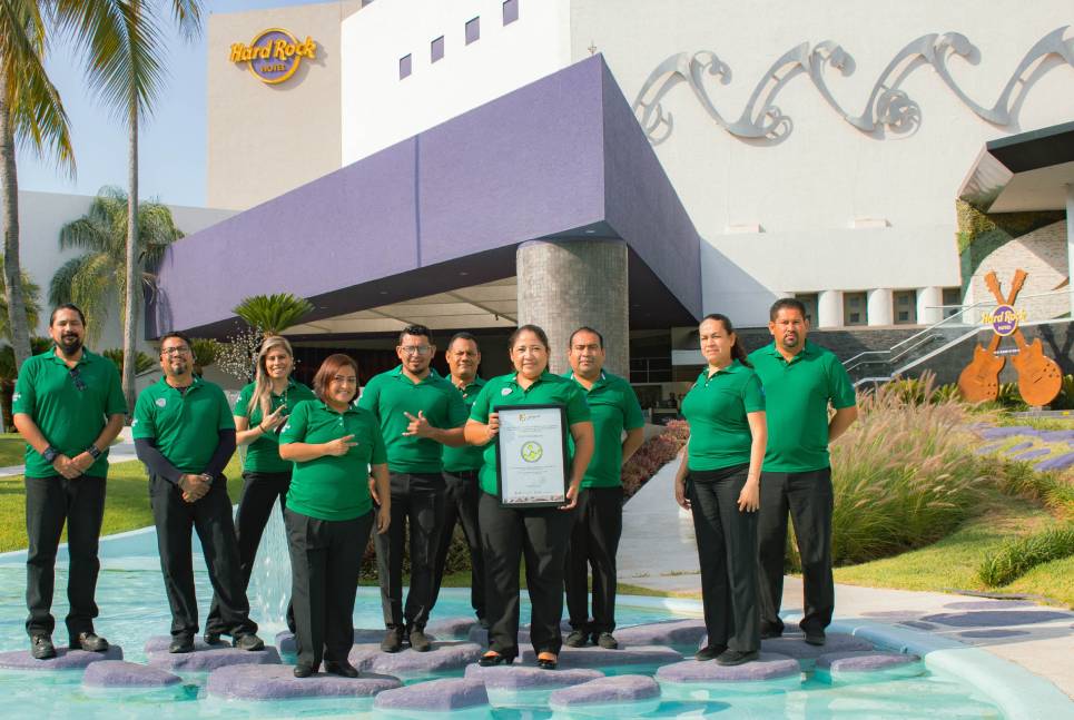 Equipe Hard Rock recebe certificação