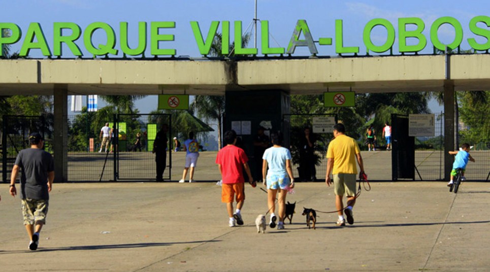 Entrada do Parque Villa-Lobos férias escolares